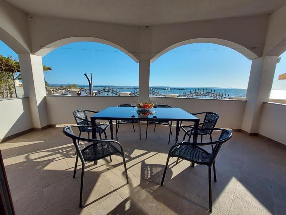 Apartments Sunrise Privlaka  Extérieur photo